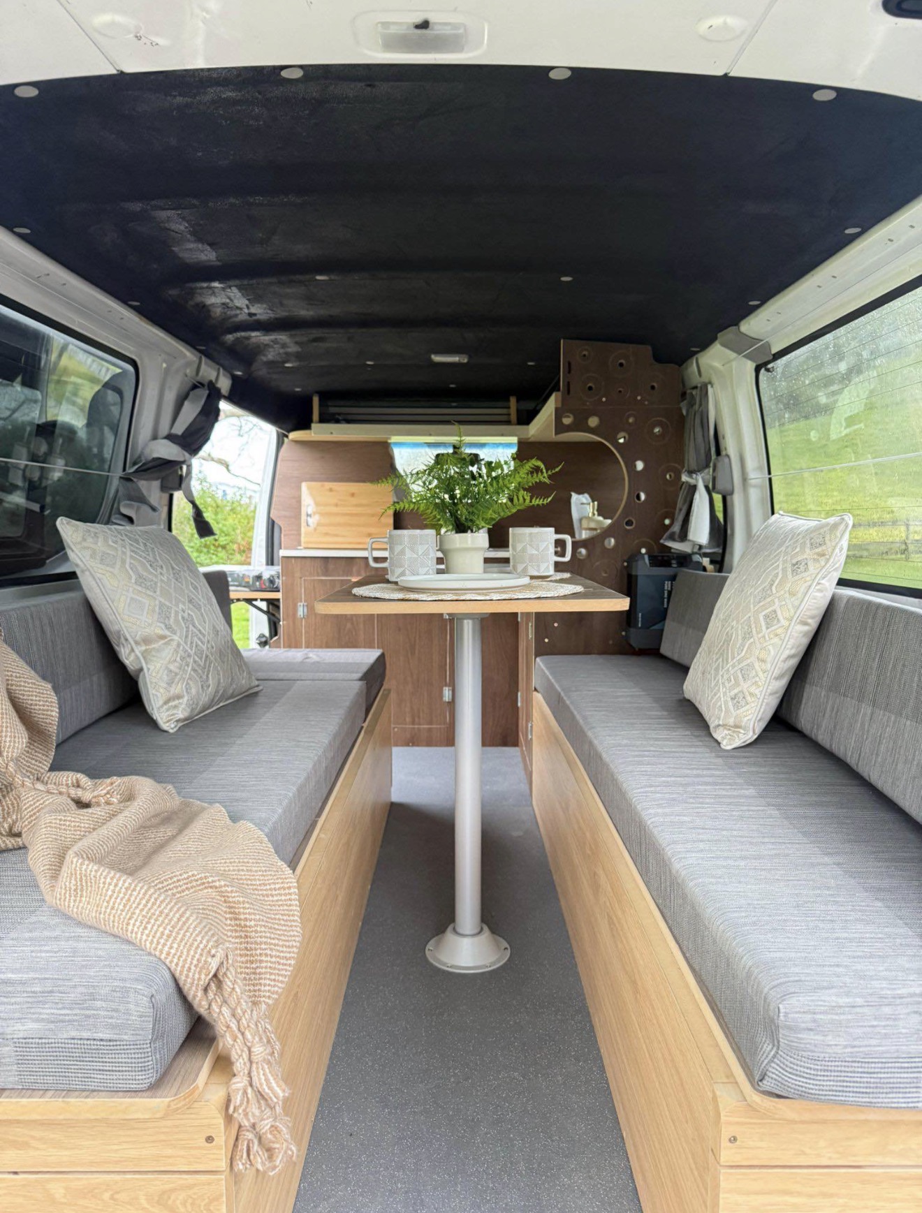 Nissan NV350 Campervan — additional photo