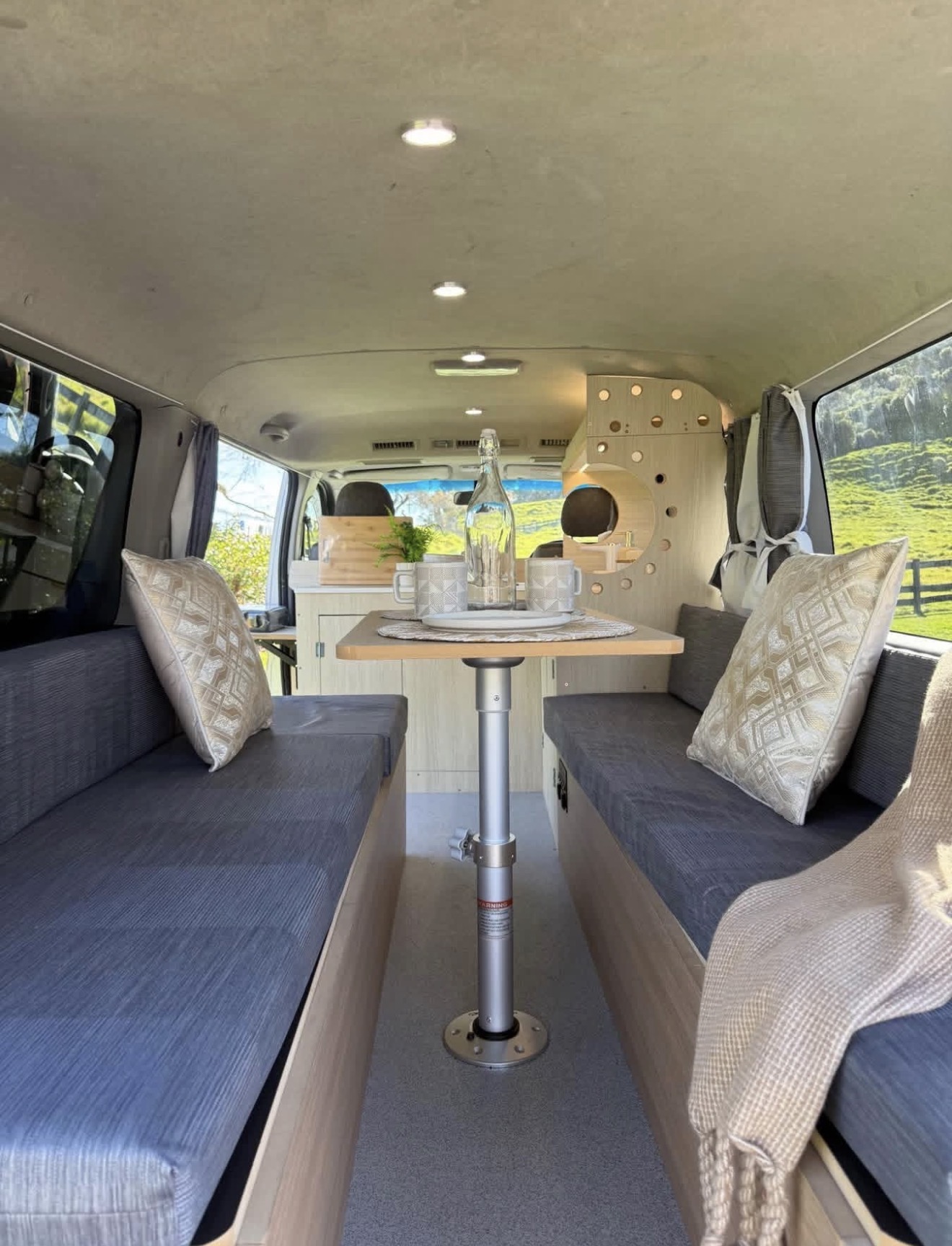 2007 Toyota Hiace Campervan (Automatic) — additional photo