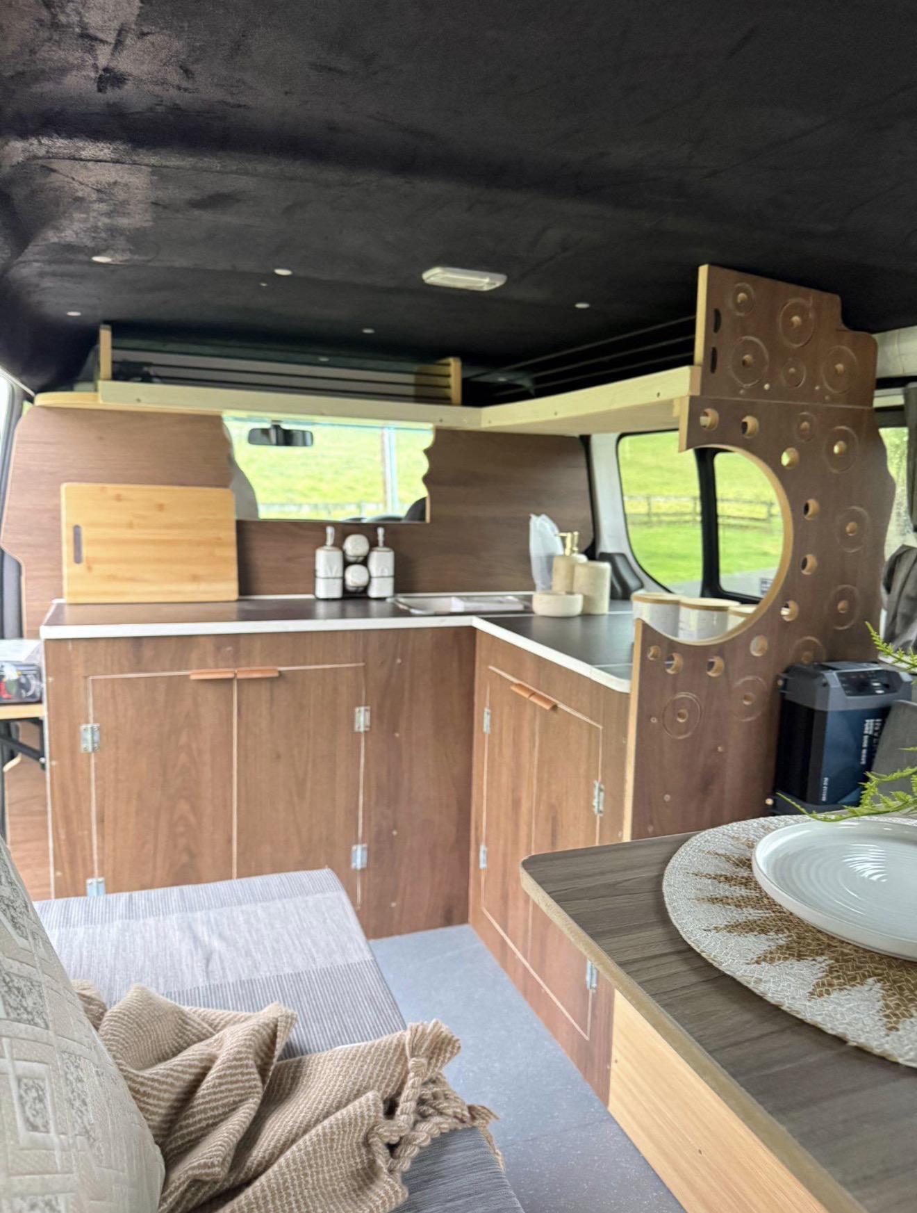 Nissan NV350 Campervan — additional photo