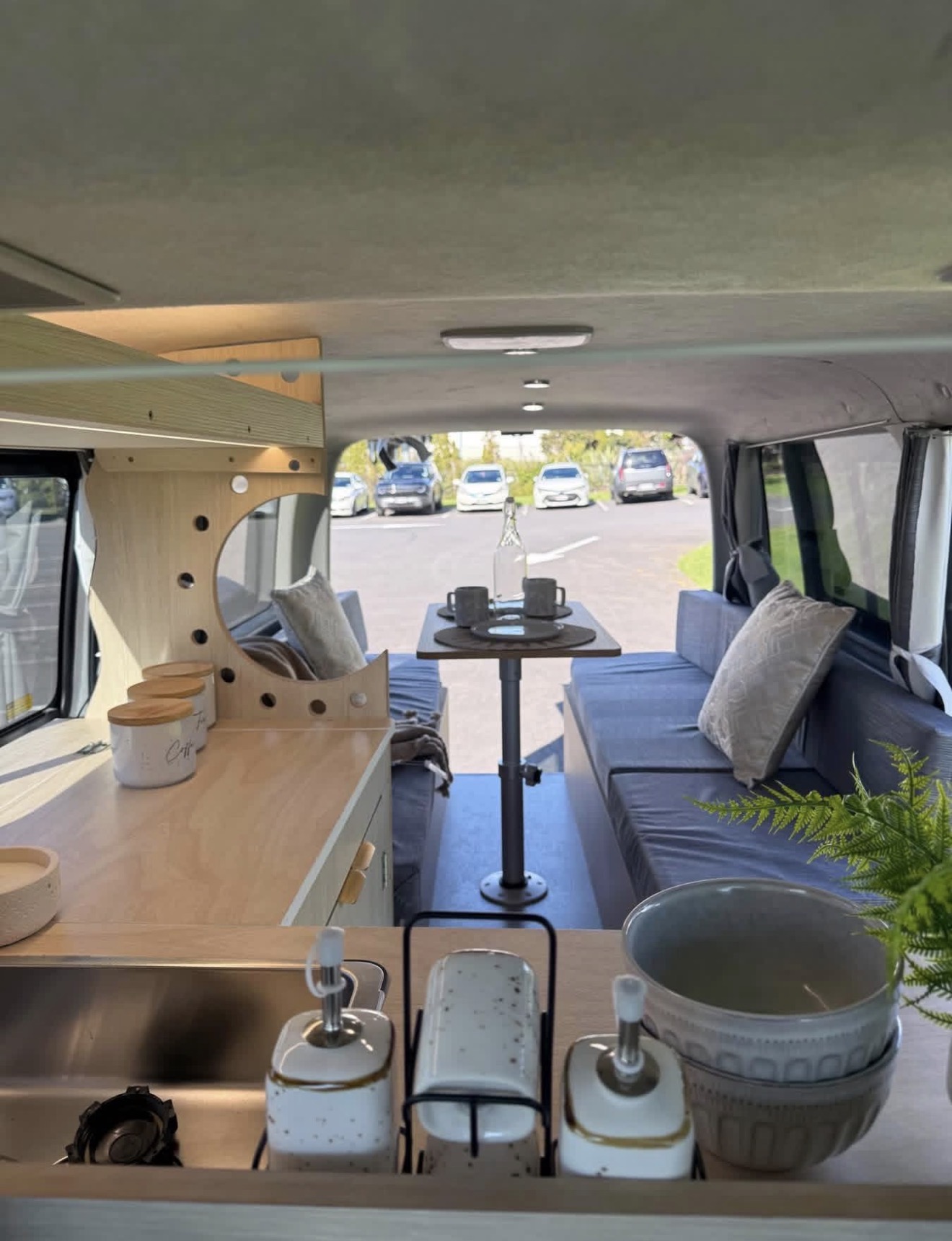 2007 Toyota Hiace Campervan (Automatic) — additional photo